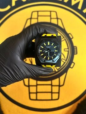 Casio G-Shock Black & Yellow Watch – Sport Carbon Style, 200M Water Resistant